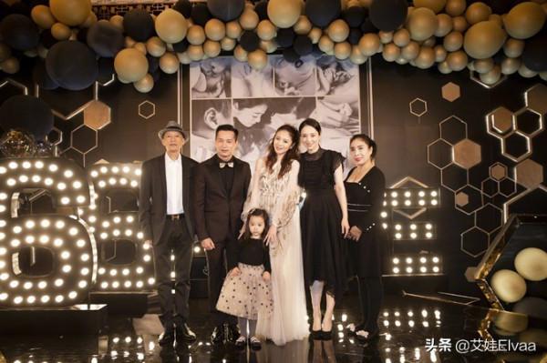 安以軒生活照太奢華，穿2萬裙跳舞，卻被吐槽像“床單”真不識貨