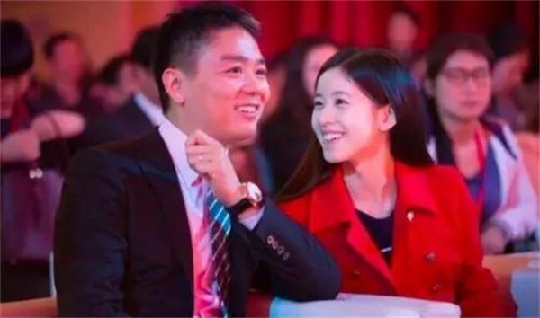 &OpenCurlyDoubleQuote;京東老闆&rdquo;劉強東：把女兒寵成公主，兒子卻是他一生的痛