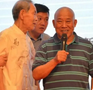 杜旭東：支援懷孕的女兒離婚，孩子我來養，也不能讓女兒受委屈