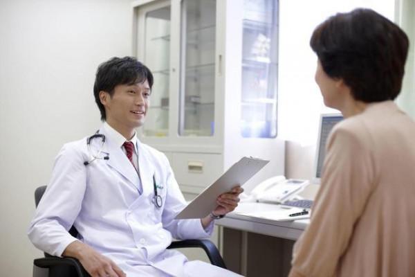 婦科醫生：女性過了50歲，需要及時補充4種營養素，別忽視