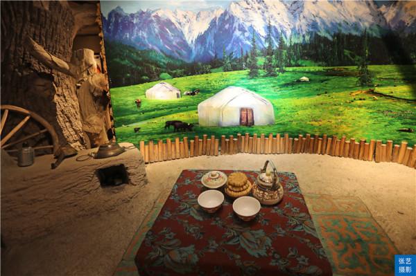 烏魯木齊市饢文化產業園:見識了饢的花式吃法,饢吃一個月不重樣 烏魯木齊市饢文化產業園:見識了饢的花式吃法,饢吃一個月不重樣