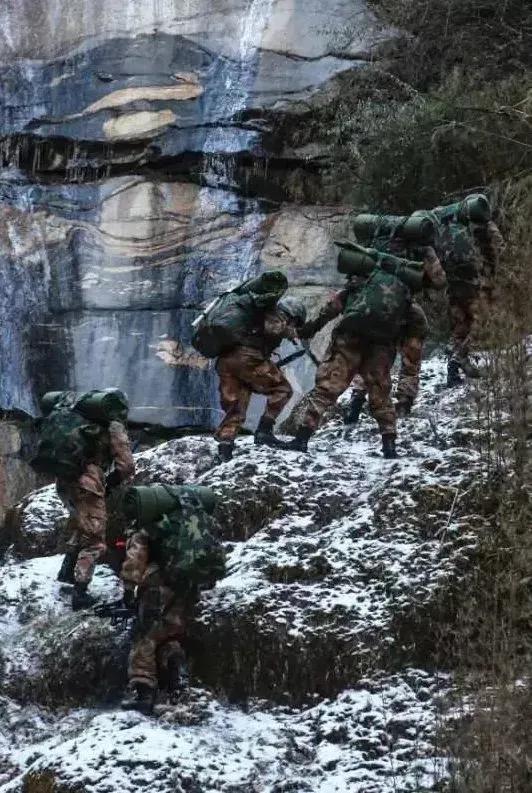 死神眷顧的硬漢英雄 死神眷顧的硬漢英雄