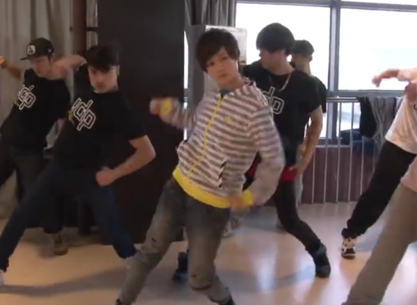 《披荊斬棘的哥哥》舞臺總監陳琦沅:臺前到幕後的滾燙人生丨人物 《披荊斬棘的哥哥》舞臺總監陳琦沅:臺前到幕後的滾燙人生丨人物