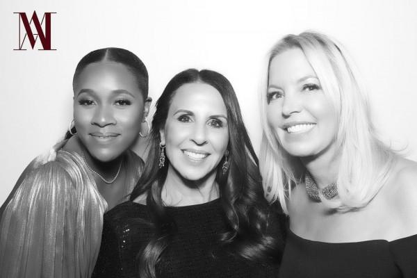 成雙成對!出席AD婚禮,威少妻子曬與詹姆斯夫婦甜蜜合照 成雙成對!出席AD婚禮,威少妻子曬與詹姆斯夫婦甜蜜合照