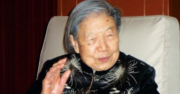 她19歲嫁給33歲的陳雲，生育了兩子三女，長子後來官至副國級