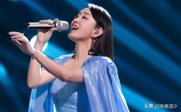 芒果臺元宵晚會陣容略顯&OpenCurlyDoubleQuote;寒酸&rdquo;，汪涵罕見缺席，荊哥只來了兩位