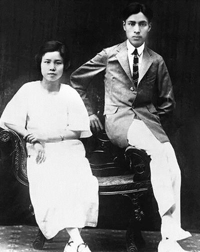 李碩勳犧牲後：年僅28歲，部下兩人成開國元帥，兒子成國家總理