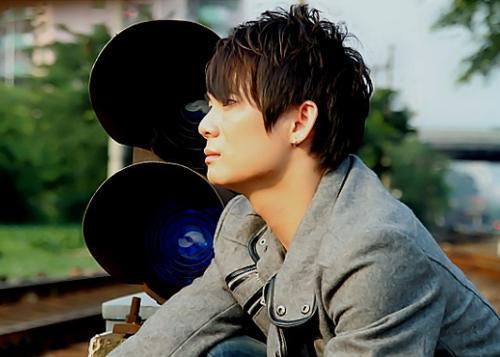 5位“過氣”歌手現狀：有人被迫退隱，有人從情歌教父淪為學員