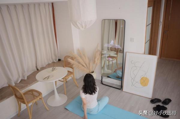 FITMORE智慧健身鏡，教練線上指導，未來的居家運動裝置