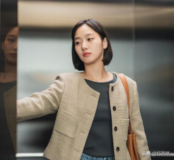 金高銀私服穿搭又出圈了!清冷美豔又有辨識度,保暖級別很高 金高銀私服穿搭又出圈了!清冷美豔又有辨識度,保暖級別很高