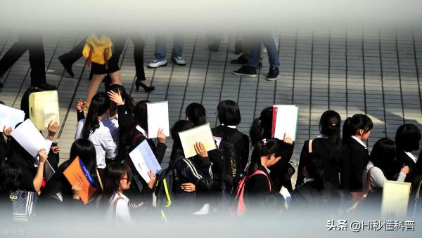 2022開啟經濟大變局！三重壓力下的2022年！值得留意的三件事