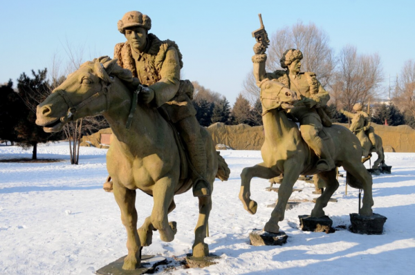 抗聯劉鐵石真實回憶：入隊第一天嫌棄伙食，魚不開肚直接扔進鍋裡