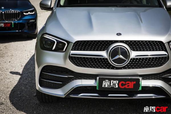 中和方式——賓士GLE 350 e 4MATIC vs 寶馬X5 xDrive45e | 傳統豪強組團吹響電氣化號角(二) 中和方式——賓士GLE 350 e 4MATIC vs 寶馬X5 xDrive45e | 傳統豪強組團吹響電氣化號角(二)