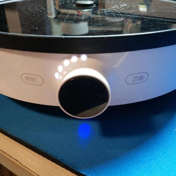 米家智慧電磁爐顯示屏故障不亮，已過保，好奇拆機看看