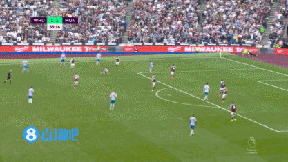 林加德本場資料：1次射門1個進球，傳球成功率100%，評分7.4