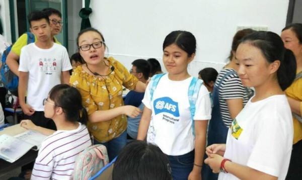 有一種&OpenCurlyDoubleQuote;心機&rdquo;叫班主任安排座位，看似很公平，實際上套路滿滿