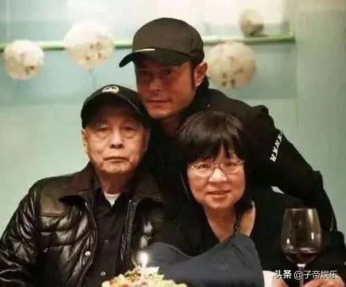 被傳未婚生子有10歲兒子古仔私生活塵囂甚上！花上億購買地皮