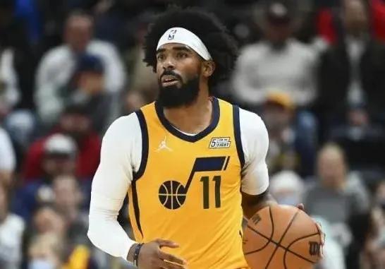 NBA今日參賽球隊最佳球員評選,詹姆斯39+9+7庫裡33+6均落選 NBA今日參賽球隊最佳球員評選,詹姆斯39+9+7庫裡33+6均落選