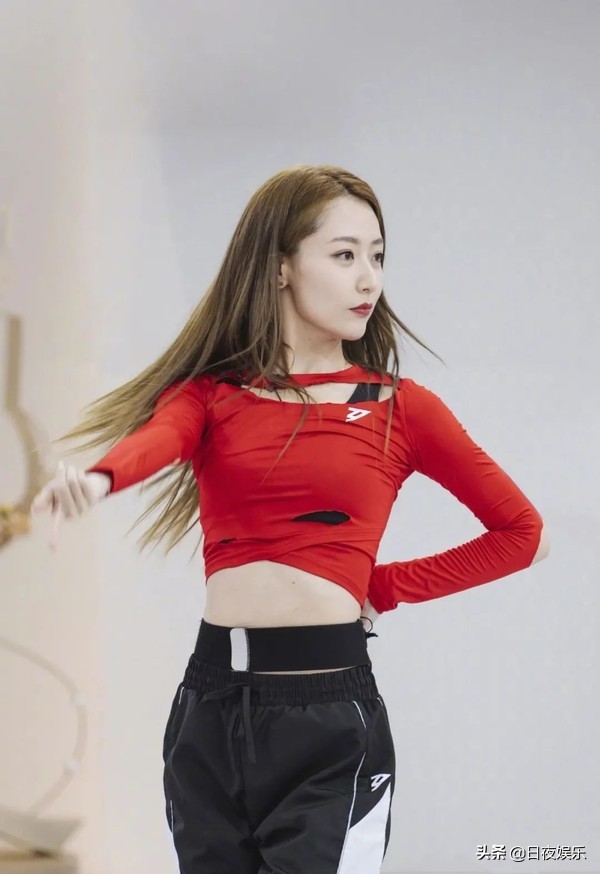 白冰：以為嫁給愛情，誰知遭遇騙婚？怦然再心動，卻又遇渣男