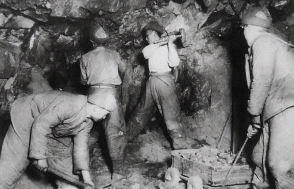 1955年，抗美援朝中6位功勳赫赫的兵團司令，都被授予何軍銜？