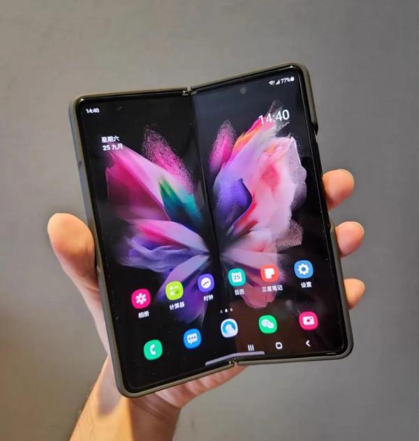 你們都知道一萬多元的手機有哪些型號嗎？