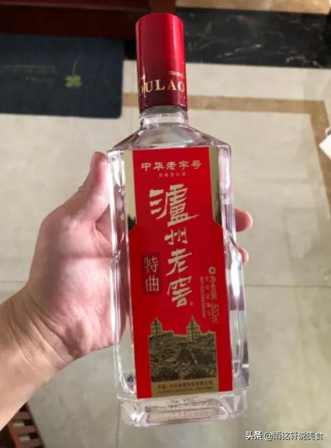 超市買白酒，有5款用料紮實，喝著順口還便宜，過冬買幾箱慢慢喝