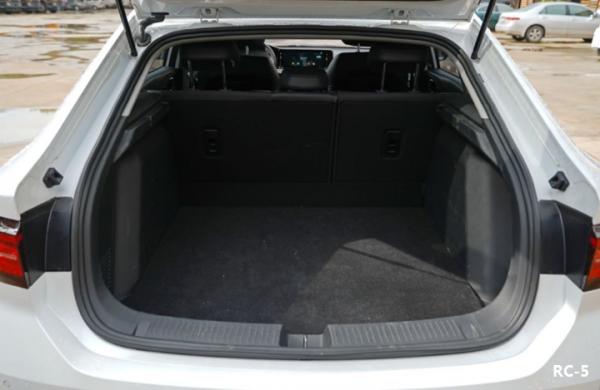 預算10萬的家用車如何選？叫好又叫座的兩款優選國貨，瞭解一下？