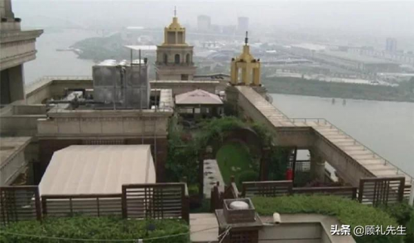 有了很多錢和特權,還想要很多愛?這些明星賣慘的樣子,真醜 有了很多錢和特權,還想要很多愛?這些明星賣慘的樣子,真醜