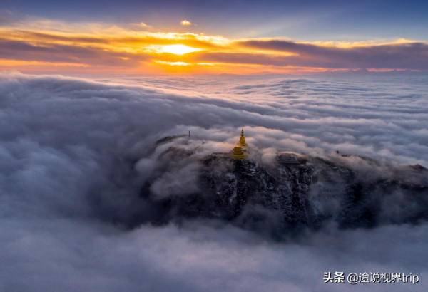 中國四大佛教名山之一峨眉山，仙氣飄飄堪稱仙境，此生值得去一次