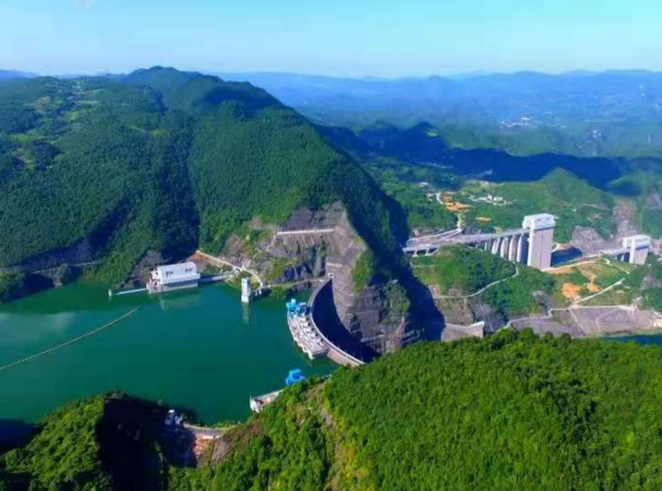 輪船懸浮空中?中國首條天上航運亮相,美網友看後震驚了 輪船懸浮空中?中國首條天上航運亮相,美網友看後震驚了