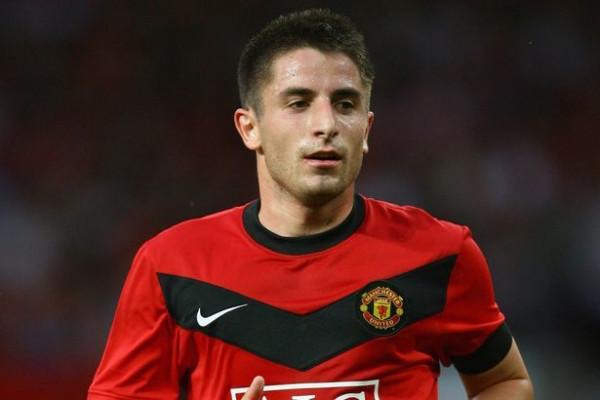 曼聯冬季轉會窗七大失敗交易，國足球星董方卓高居前列