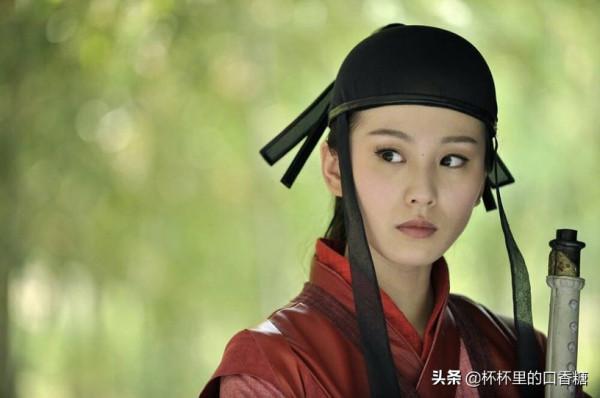 古裝劇10位女星演俠女！趙麗穎酷颯，李沁又霸又媚，趙露思反差大