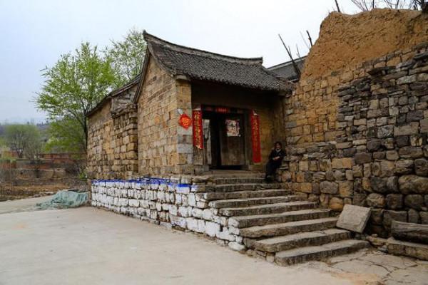 河南這個3000歲的古村，山水相依，雲嶺煙雨，被譽為水美鄉村