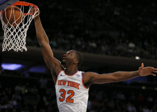 27分鐘轟23分15板5斷!李春江賺大發了 上海再添爭冠拼圖 27分鐘轟23分15板5斷!李春江賺大發了 上海再添爭冠拼圖