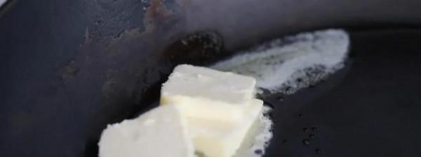 ＂奇奇怪怪＂的美式美食，大蒜雞蛋鹹牛肉碎，美味無比的黑暗料理
