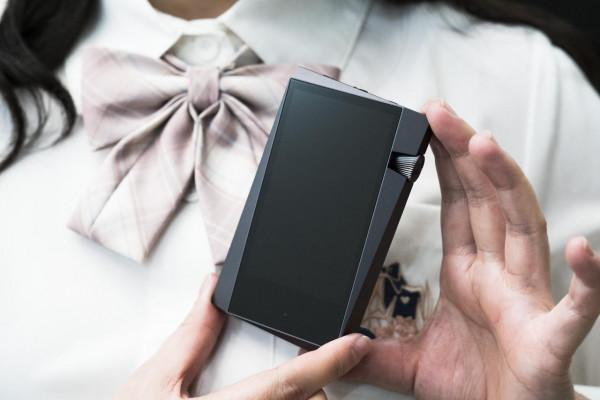 完全體進化的“歪把子”:A&;Norma SR25MKII便攜播放器 完全體進化的“歪把子”:A&;Norma SR25MKII便攜播放器