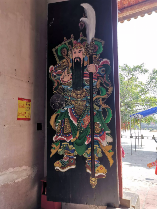 雷州有座千年古祠，全國罕見的五代石人石狗