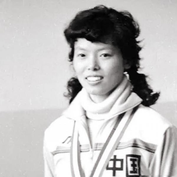 2013年女排將軍陳招娣逝世：郎平、孫晉芳、鄭海霞前來悼念