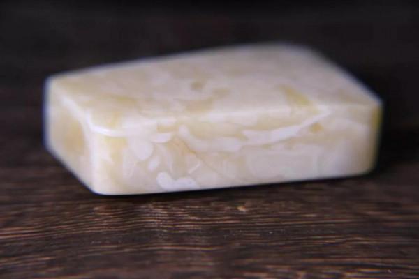 文玩刷的越勤，包漿越快？錯了