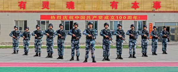 越熱越練!一切為了戰鬥 越熱越練!一切為了戰鬥