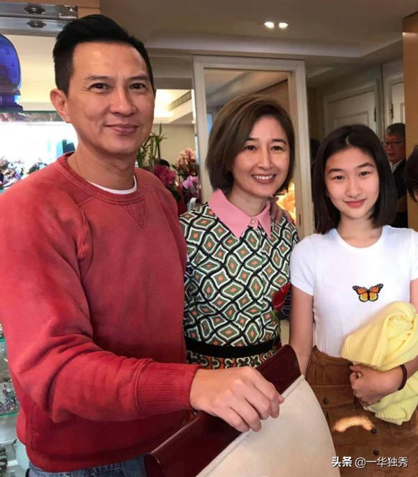 娛樂圈再曝婚變！明星婚姻現狀分析：迴歸家庭或夫妻兩頭忙