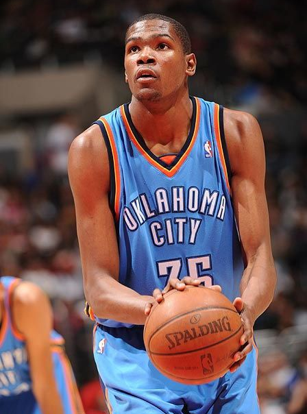 NBA單賽季場均35分有多難？近20年就2人做到 KD都不行