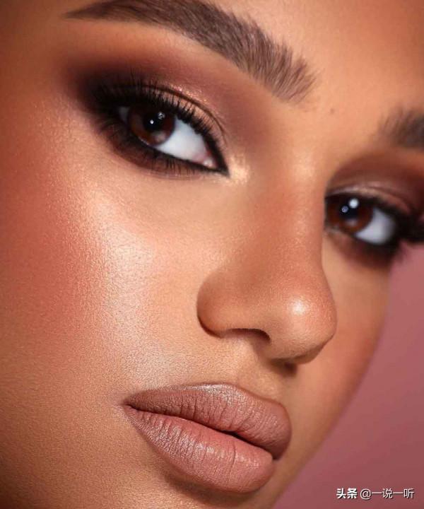 聖誕節和新年，我們會待在家裡，但我們會很時髦