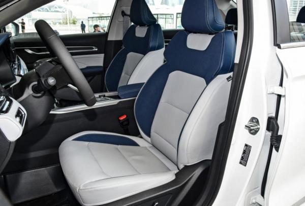 這三款國產轎車上半年賣得最好，第一名還是一款電動車！