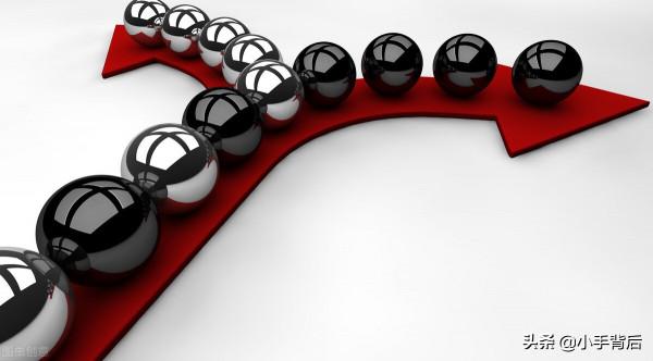 “為什麼很多年輕人不上班，在家啃老，沒本事還嫌掙的少？”？