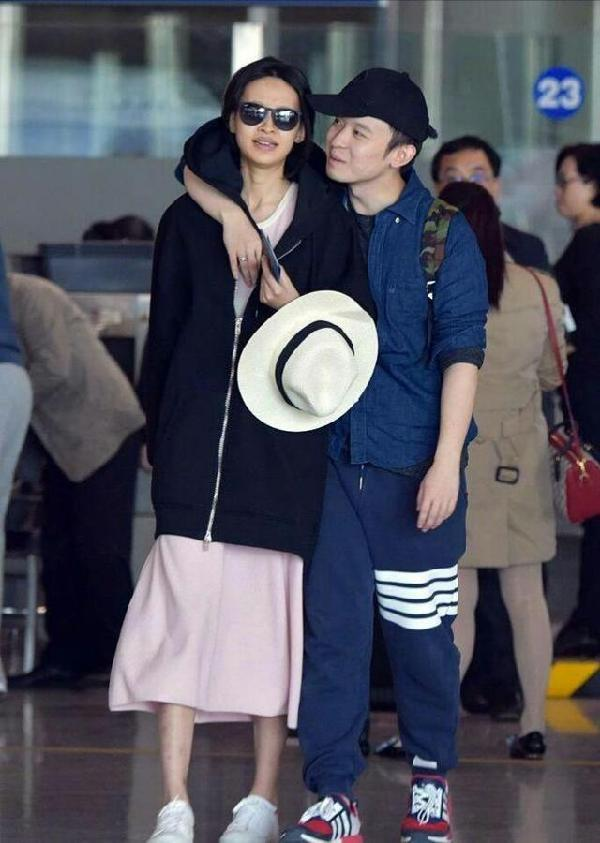 8位當紅“妝感美人”,每一位都離不開化妝品,素顏與路人無差 8位當紅“妝感美人”,每一位都離不開化妝品,素顏與路人無差