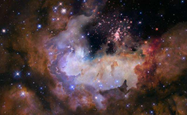 宇宙的顏色是什麼？王亞平：太空是深邃的黑色！被NASA騙了？