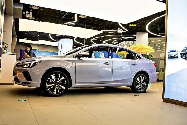 智駕開箱丨R汽車ER6配置小幅升級,20萬元以內的一款精緻純電車型 智駕開箱丨R汽車ER6配置小幅升級,20萬元以內的一款精緻純電車型