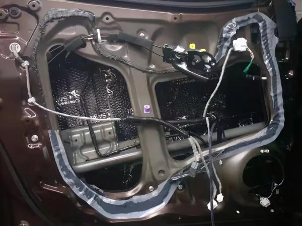 謳歌CDX音響改裝摩雷柯蕾兩分頻,更高品質的音響體驗 謳歌CDX音響改裝摩雷柯蕾兩分頻,更高品質的音響體驗