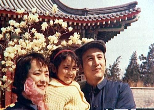 歌唱家謝莉斯：80年代聞名全國，50歲卻患上腦梗，67歲女兒去世